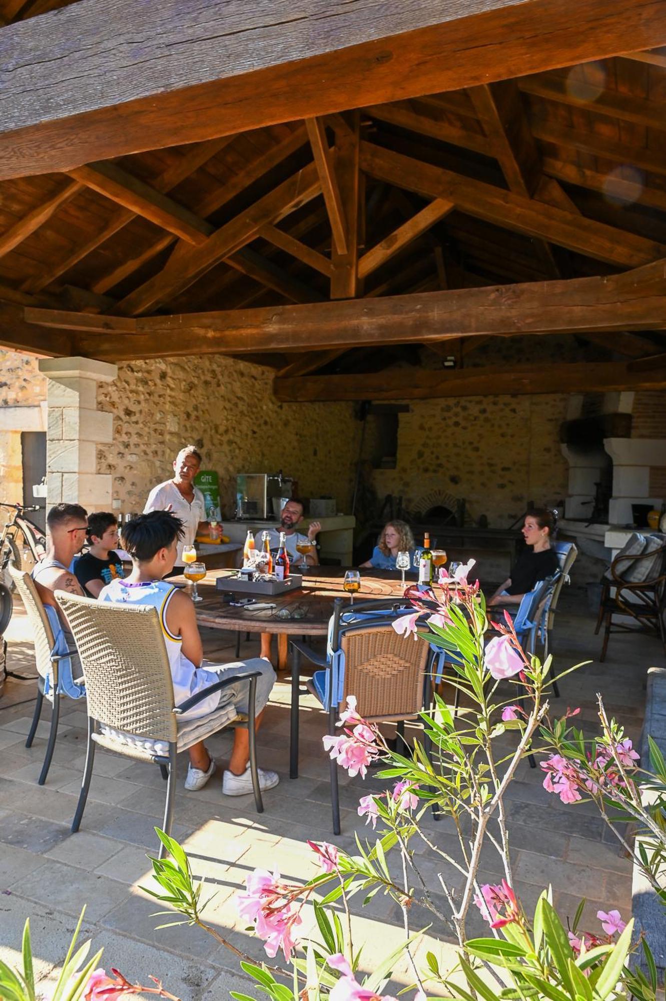 Gite Les Mareillauds - Piscine Salon Luaran gambar